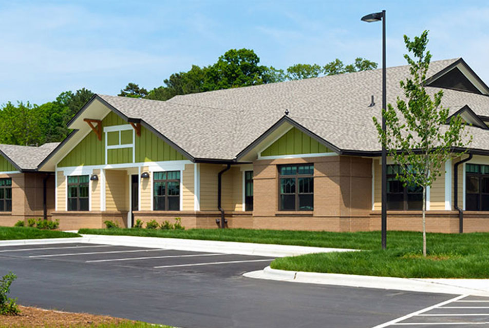 Accident Care & Pain Relief Center of Oakland's building